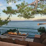 Holiday Home Prigradica 05 * יאנוב