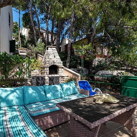 Holiday Home Prigradica 05 *