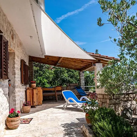 Holiday Home Prigradica 05 *