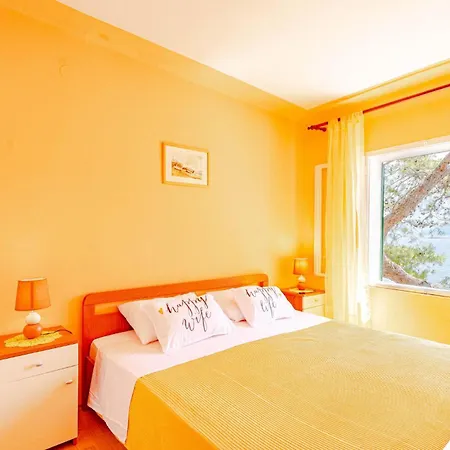 Holiday Home Prigradica 05