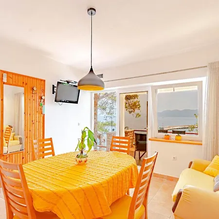 Holiday Home Prigradica 05 別荘