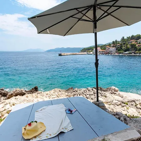 Holiday Home Prigradica 05 * プリグラディサ