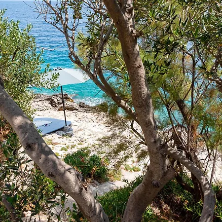 別荘 Holiday Home Prigradica 05 プリグラディサ